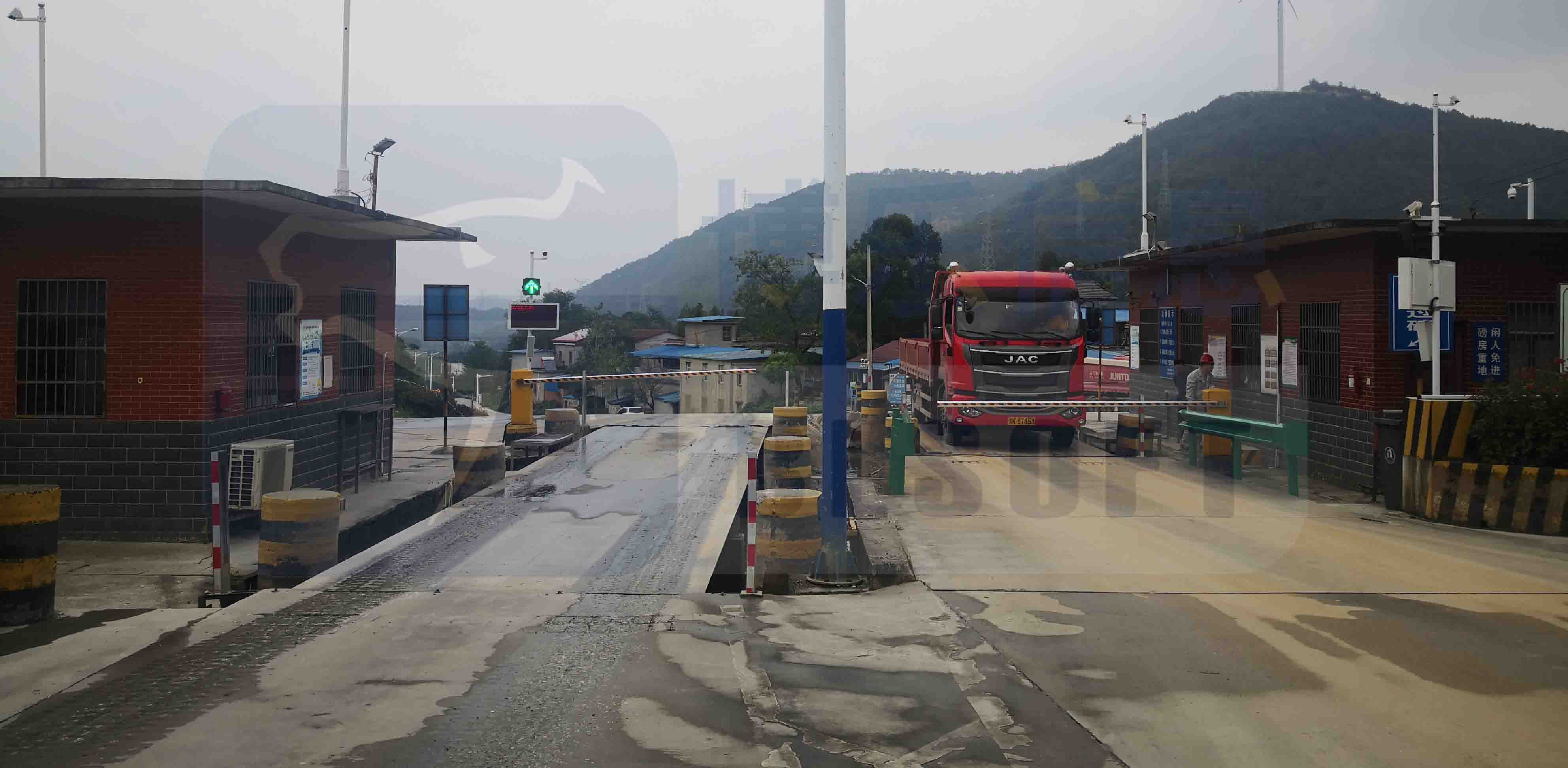 【地磅無人值守系統】解決企業物資進銷存、地磅過磅、車隊管理